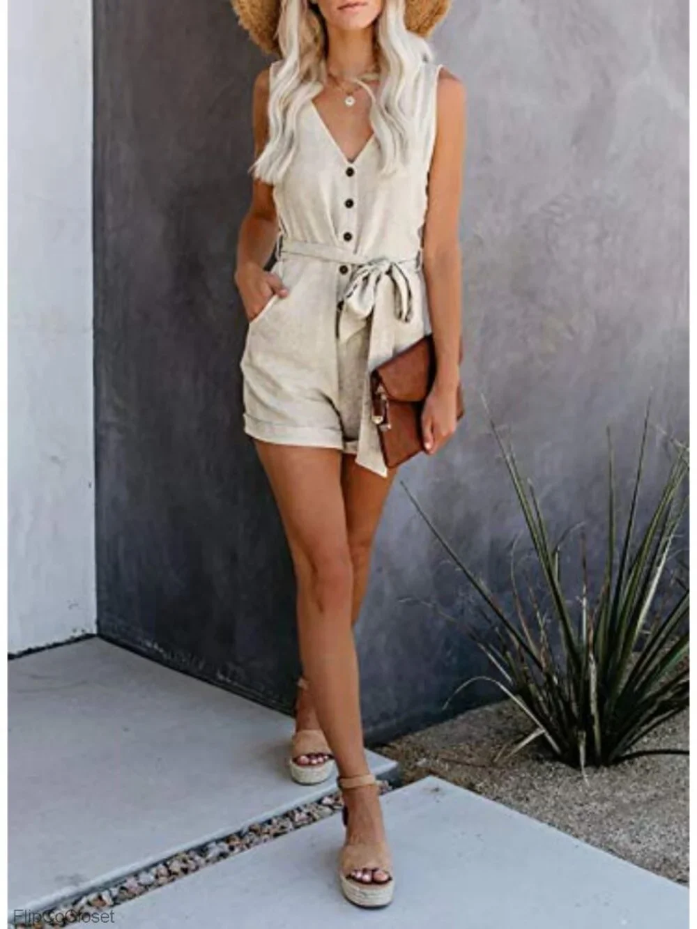 Women's Sleeveless V-Neck Button Romper with Pockets - Casual Summer Jumpsuit